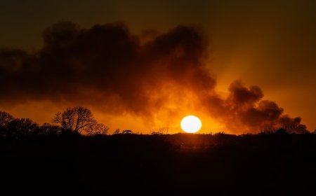 Crews contain fire caused by controlled burn near Reno County wildlife refuge