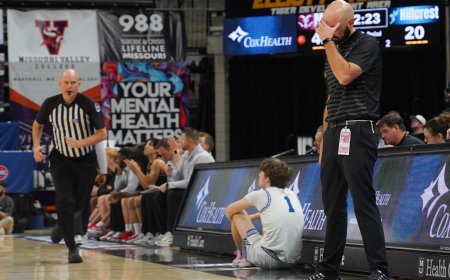 ‘We really didn’t have an answer’: MICDS cruises past Hillcrest in Class 5 state semifinal