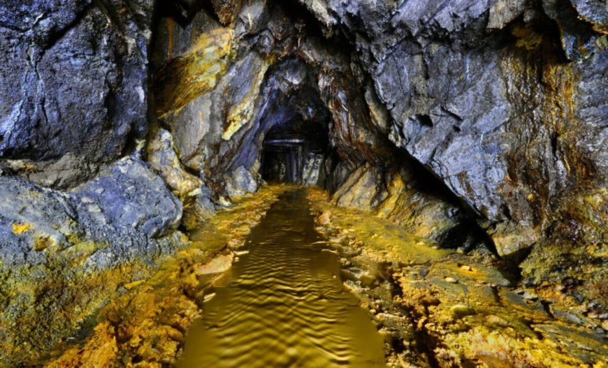 Geologists Discover One of the World’s Largest “Supergiant” High-Grade Gold Deposits, Worth $83 Billion