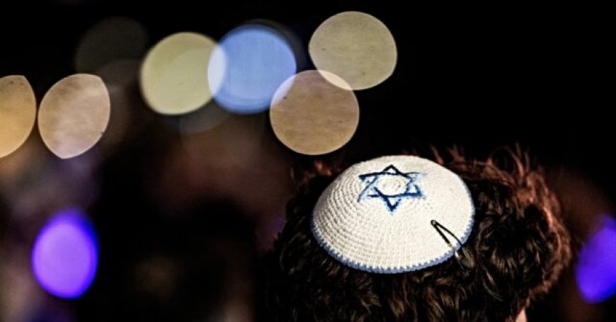 Reports: Two Jewish Men Assaulted in Milan by North African Migrants for Wearing a Kippah