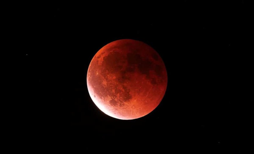 The Last Total Lunar Eclipse for 3 Years Is About to Happen, Here’s When and Where to See It!
