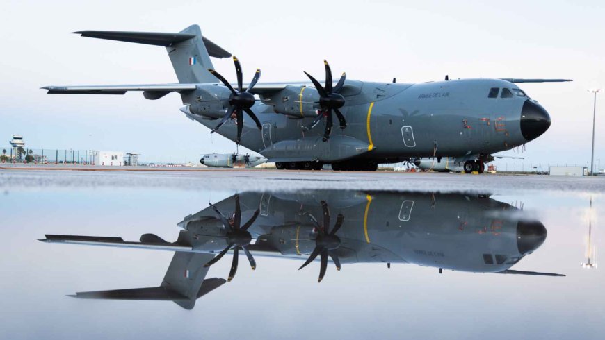 France already has 25 A400Ms and wants more: the super plane capable of dropping 116 paratroopers from 11,000 meters and landing on dirt runways is making its mark in Europe