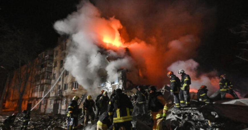 At Least Eight Killed in Russian Strike on Ukraine Apartment Building