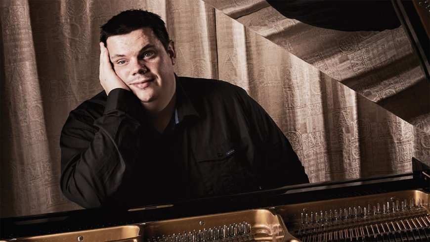 “Anyone who tells you it’s not a Genesis album isn’t a real fan. Come at me!”: Camel’s Peter Jones stands up for two records that others love to hate