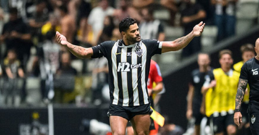 VIDEO: Massive Brawl at Brazilian Cup Soccer Final Leads to 23 Red Cards, Police Intervene