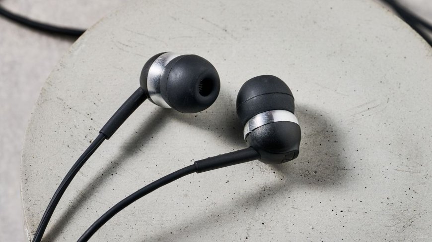 I tested Sennheiser’s new USB-C wired earbuds and was wowed by their stellar sound, luxurious looks, and legendary low price