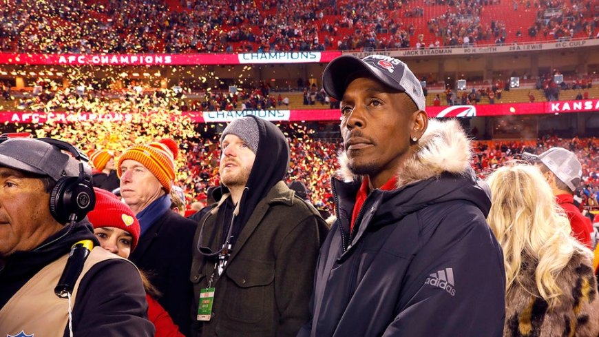 Patrick Mahomes Sr released from jail as court extends probation after Texas withdraws revocation bid