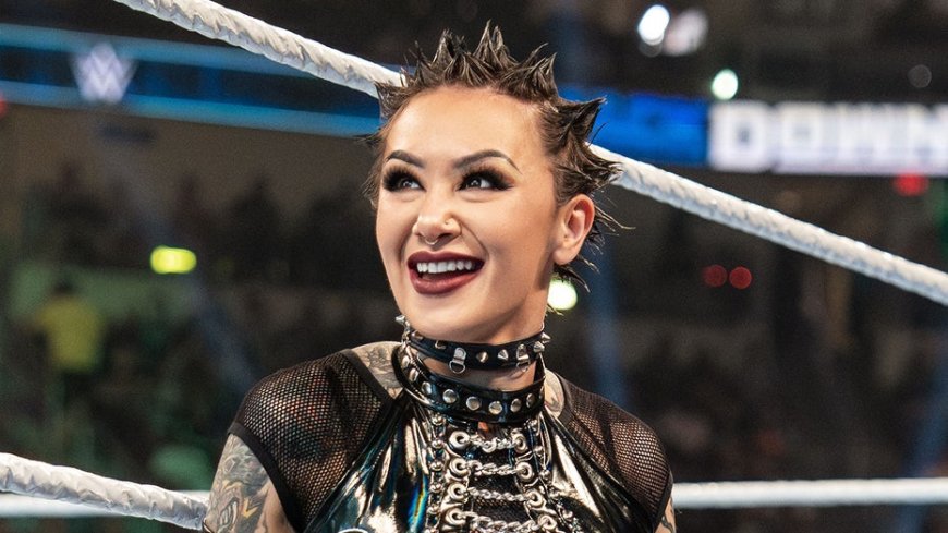 Pro wrestling star says missing brother taken to hospital after being found