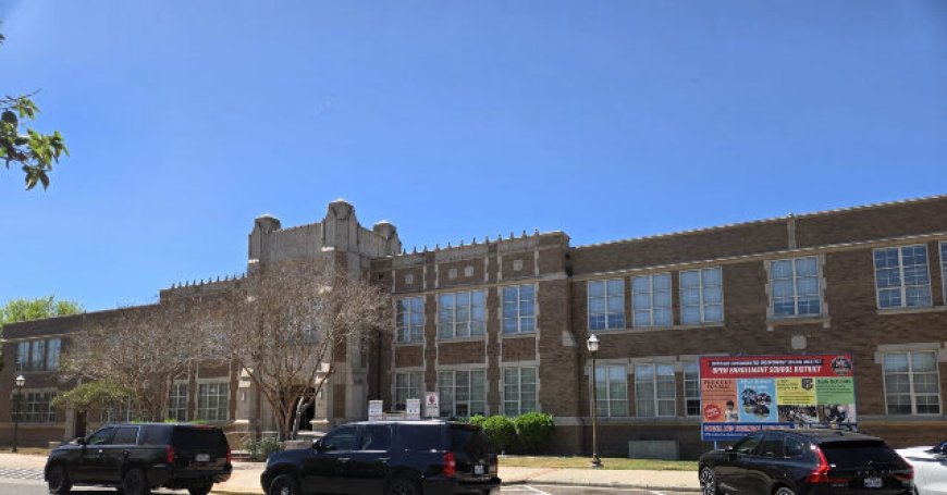 Texas Border School Kicks Out Telemundo Crew Asking About Death Threats to Students