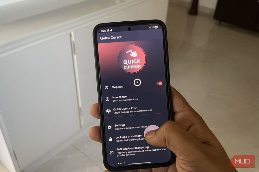 I can finally use my giant phone one-handed without doing finger gymnastics