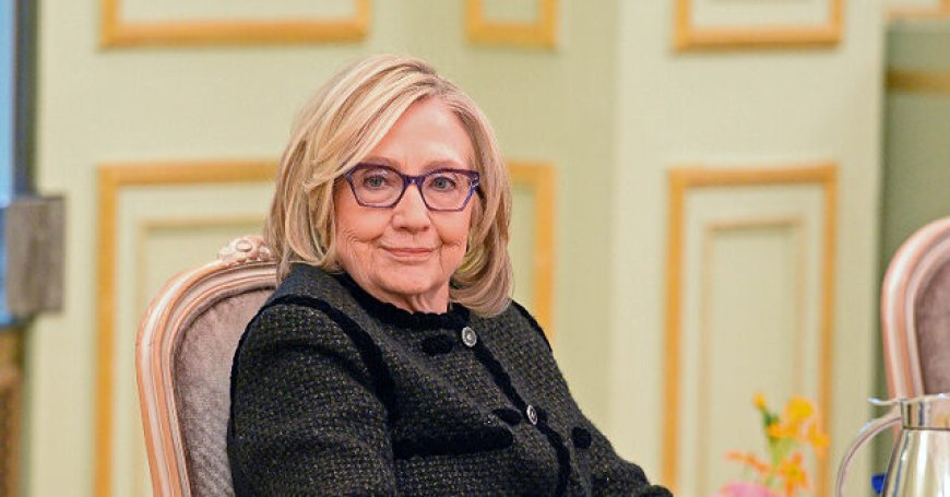 Hillary Clinton’s Nonprofit Selling ‘Hold Me in Contempt Until the Cows Come Home’ Apparel