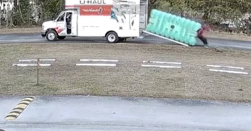 WATCH: Man struggles to steal septic tank with Toyota Corolla, U-Haul in Florida