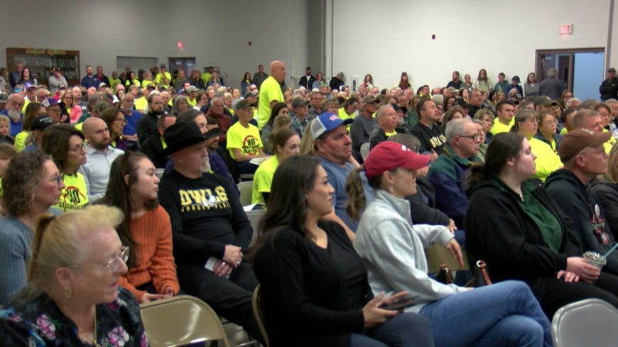 Large turnout for Sedgwick County's town hall on data centers