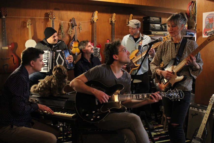 PREMIERE: Hello Biplane’s ‘Balloon’ is pure springtime wonder