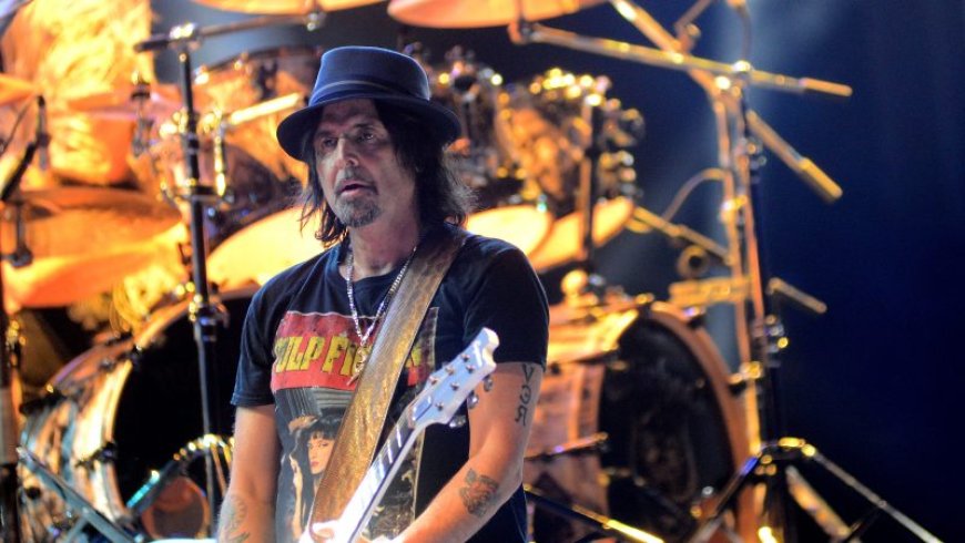 Motörhead guitarist Phil Campbell dies at 64