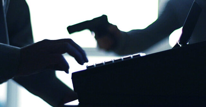 Indian Migrants Charged with Visa Fraud via Fake Robbery Crimes