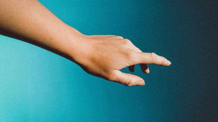 The way your skin reacts to sunlight could reveal something unexpected about your ancestry: Traces of Neanderthal DNA