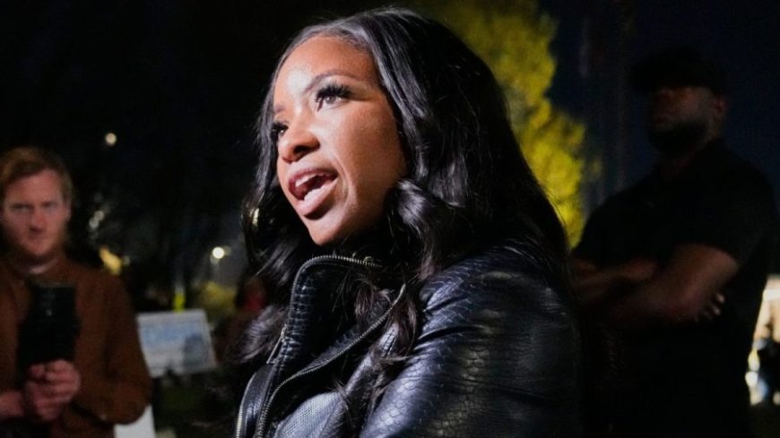 Rep. Crockett says member of her security team killed by police in Dallas