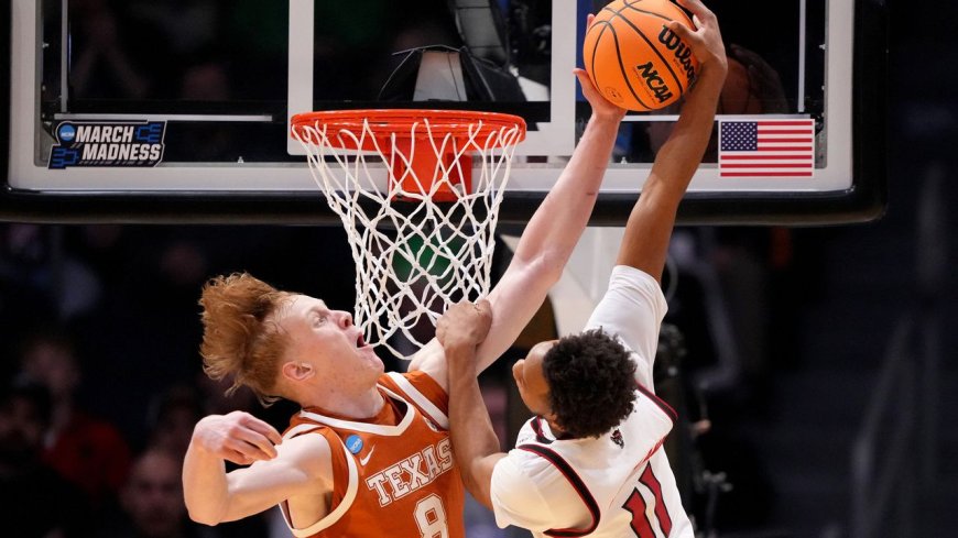 My March Madness might be cured by the new trackable bracket in Apple Sports — but it's missing one thing