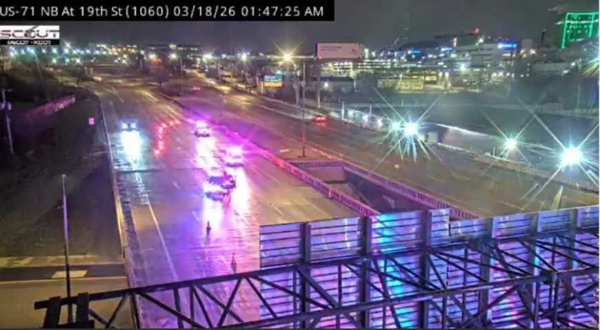 4 hurt in overnight crash on US 71 highway near downtown Kansas City