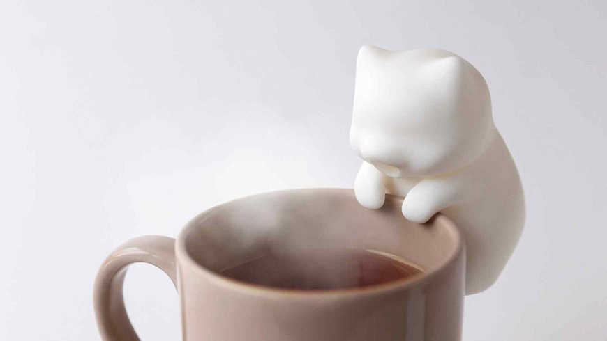 Robot designed to blow on your coffee and cool it down automatically unveiled at CES