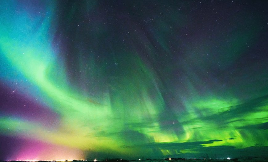 Northern Lights Could Light Up the Sky in 18 States Tonight: Here’s Where to See Them!