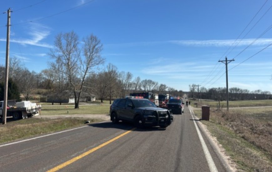 Man trapped under tractor in Kansas dies