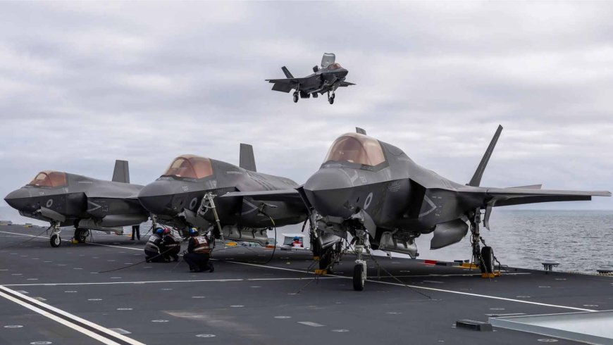 The United Kingdom takes a step forward in the Arctic in 2026 and deploys its aircraft carrier Prince of Wales to “protect” Greenland, a geostrategic shift reminiscent of the old Cold War logic, but with melting ice as the new backdrop