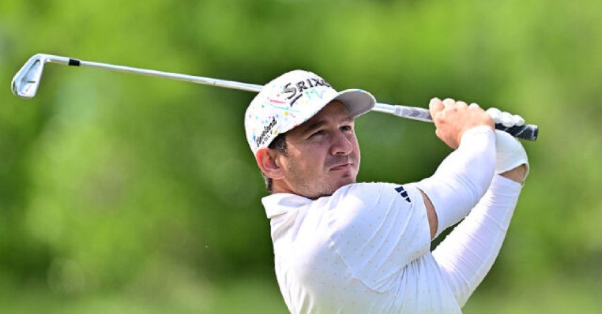 Pro Golfer Dons Wife Hunting Message on Shirt at Valspar Championship