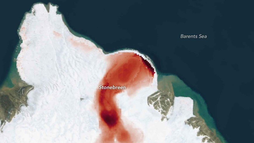 NASA detects a strange “red pulse” on a Norwegian glacier, and what happens every summer in Svalbard is leaving many people speechless