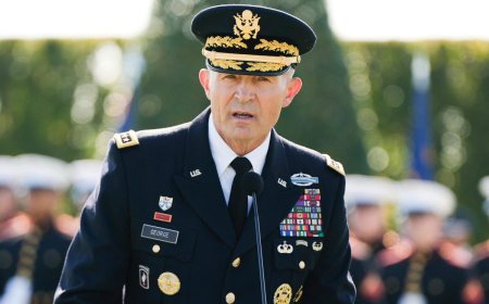 Hegseth asks the Army's top uniformed officer, 2 other generals to step down amid war with Iran
