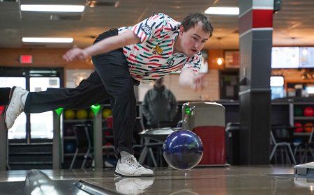 Kickapoo grad Spencer Robarge wins first PBA Tour championship, $30,000, at Ohio Classic