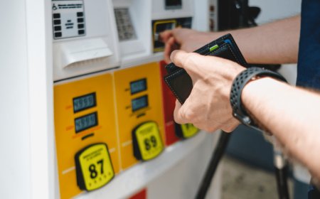 What impact is the Iran conflict having on Kansas gas prices?