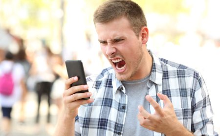 'Costs go up by £20 per month': Check your broadband contract now to beat the £1bn April hike