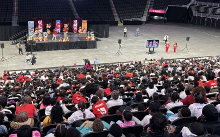 Patrick Mahomes featured at Lead to Read’s massive T-Mobile literacy rally