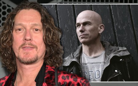 “It was the first keyboard solo I’d heard on the radio for a very long time”: The Marillion song that proves Mark Kelly’s genius, by Adam Wakeman