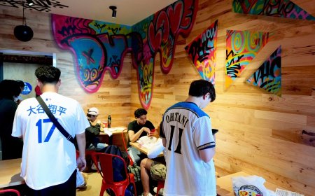 Another chicken chain will be bringing the heat to Wichita