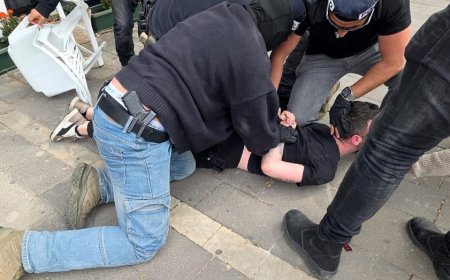 Israeli man built bomb lab for Iranian plot targeting ex-PM Bennett, authorities say