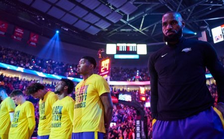 NBA playoff intel: Early buzz on the Lakers, Celtics, Cavs, Pistons Spurs and Warriors