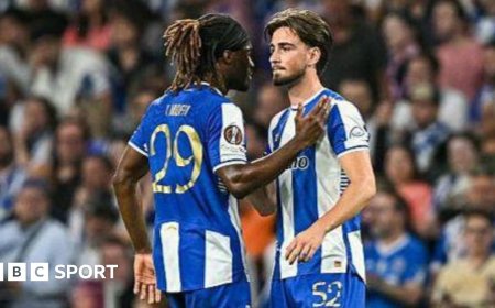 Is Fernandes' own goal the worst of all time?