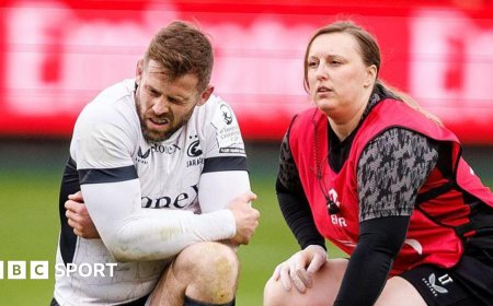 Saracens' Daly and Onyeama-Christie out for season with arm fractures