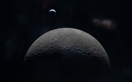 Artemis 2 spies a crescent Earth above the moon's horizon | Space photo of the day for April 10, 2026