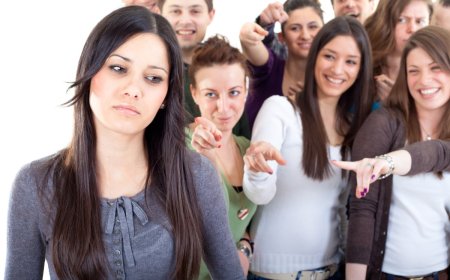 PSA: If you use the Meta AI app, your friends will find out and it will be embarrassing