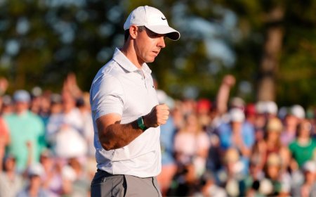 Red-hot Rory sets Masters record with 6-shot lead