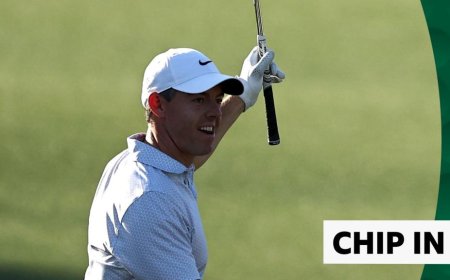 McIlroy chips in on 17 to extend Masters lead