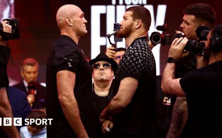 'Light and lean' Fury shows intent with weigh-in