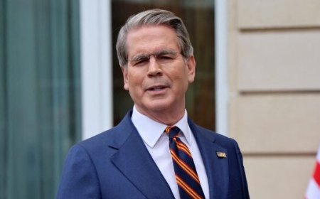 Bessent, Powell Convene Emergency Meeting of Banking CEOs to Discuss Threat of Anthropic's 'Mythos' AI