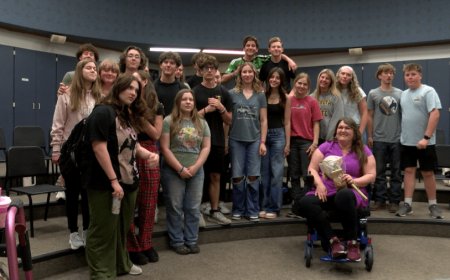 Kansas choir teacher steps away as ALS progresses, leaving lasting impact