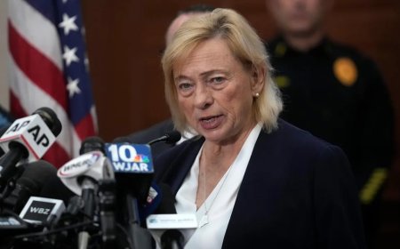 Trump adversary running for Senate borrows his filibuster playbook