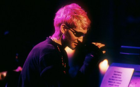 "I found out through the Internet that I have AIDS. I learned I was dead." How one final, heartbreaking TV performance marked the end of an era for Alice In Chains - and a swan song for their brilliant but troubled frontman, Layne Staley